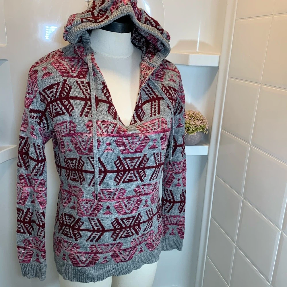American Eagle Tribal Hooded‎ Sweater